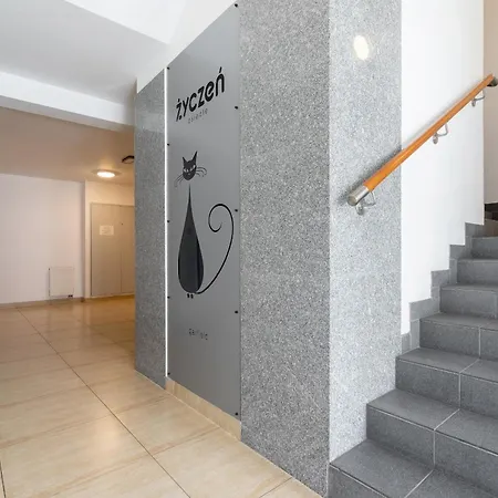 Stawowa With Balcony & Parking Cracow By Renters Апартаменты *