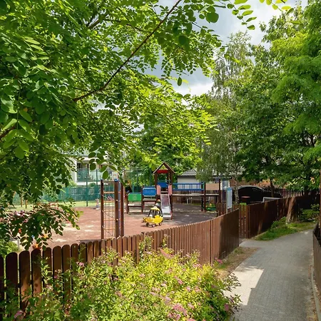 Stawowa With Balcony & Parking Cracow By Renters Appartamento Cracovia